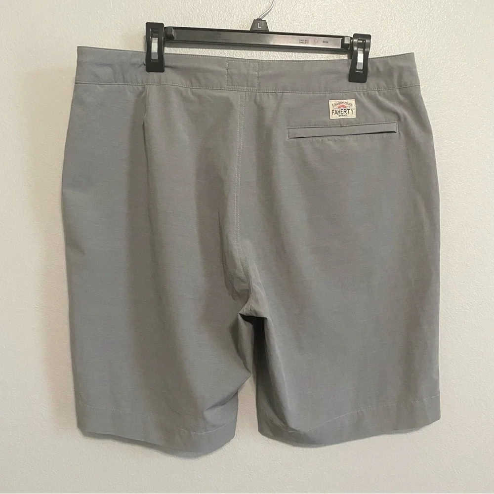 Faherty Men's Gray Classic Preppy 9